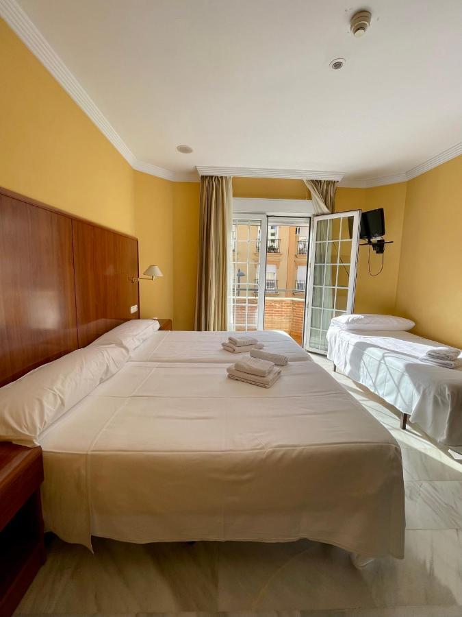 Hotel La Fonda De Don Gonzalo Cenes De La Vega Ngoại thất bức ảnh