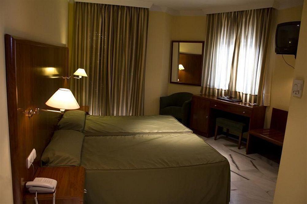 Hotel La Fonda De Don Gonzalo Cenes De La Vega Ngoại thất bức ảnh
