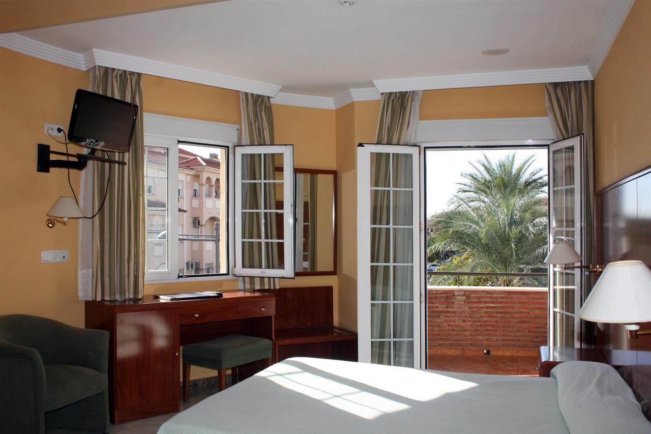 Hotel La Fonda De Don Gonzalo Cenes De La Vega Ngoại thất bức ảnh